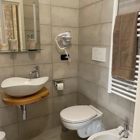 Easter Hotel apartamentowy