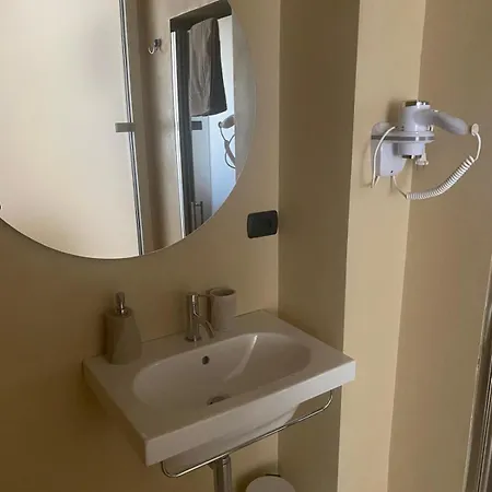 Easter Aparthotel 4*