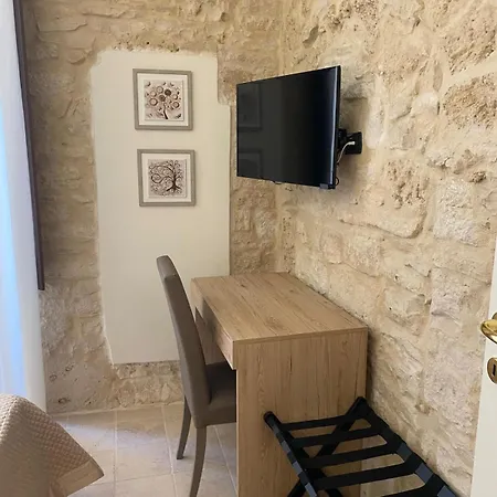Apart Otel Easter 4*