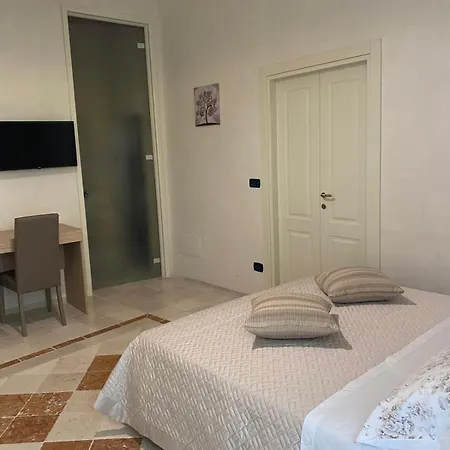 Easter アパートホテル アックアヴィーヴァ・デッレ・フォンティ