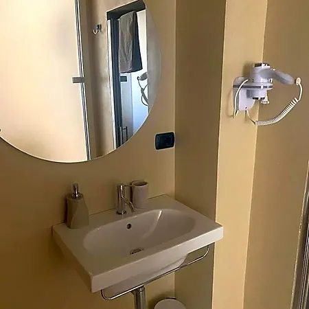 Easter Apart Otel 4*